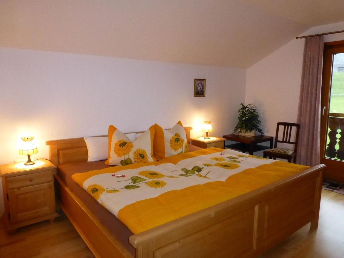 Blissful Apartment In Altenau With Patio Ruang foto
